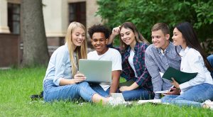 Grad School: Considerations for College Students