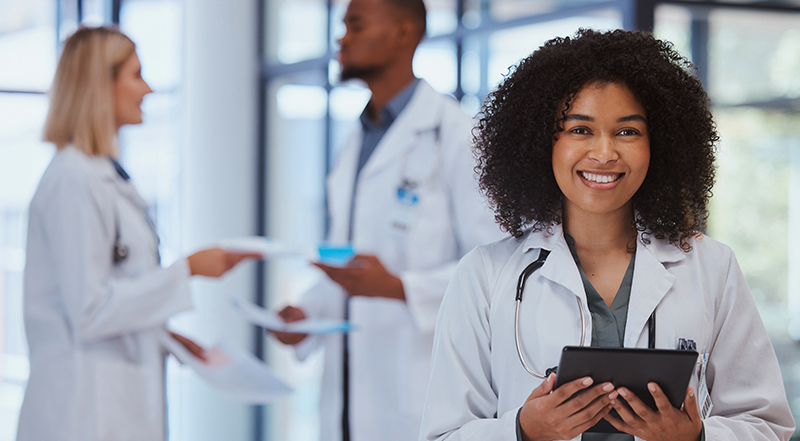 Physician Assistant (PA) vs Medical Doctor (MD): Four Factors to Consider